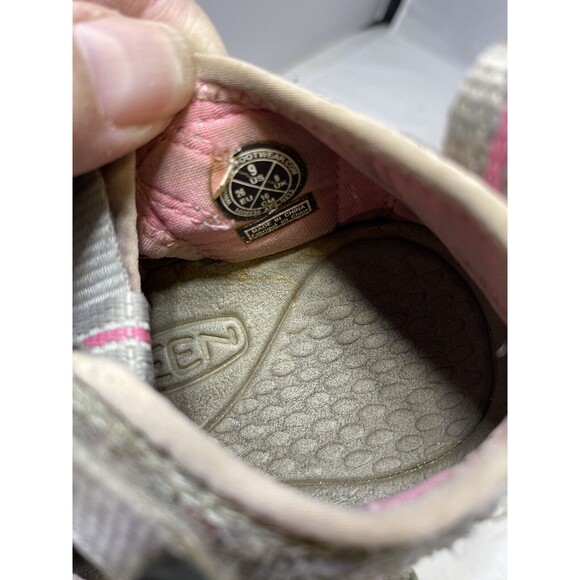 KEEN Girls Youth Pink Waterproof Hiking Camping Sport Sandals Size 9 - Picture 9 of 10